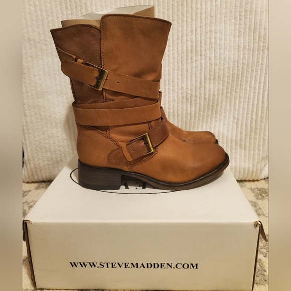 NWT Steve Madden Brewzzer Cognac Leather Belted Mid Calf Moto Boot Size 7.5 - Picture 6 of 12